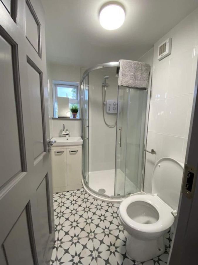 Location Location - Gorgeous 3 Bed Apartment In Killarney Eksteriør bilde