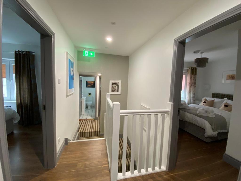 Location Location - Gorgeous 3 Bed Apartment In Killarney Eksteriør bilde